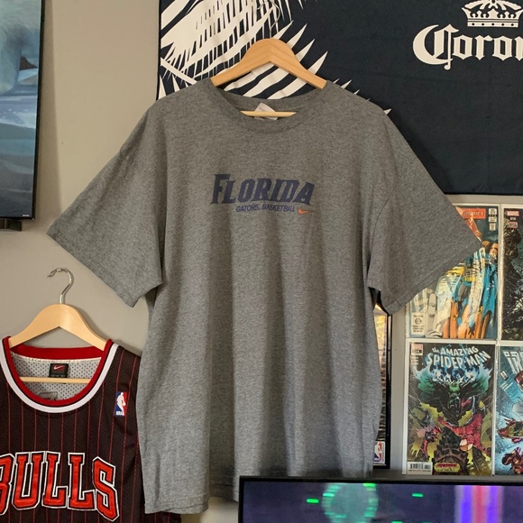 Vintage Nike Florida Gators Basketball T-shirt - Picture 1 of 5